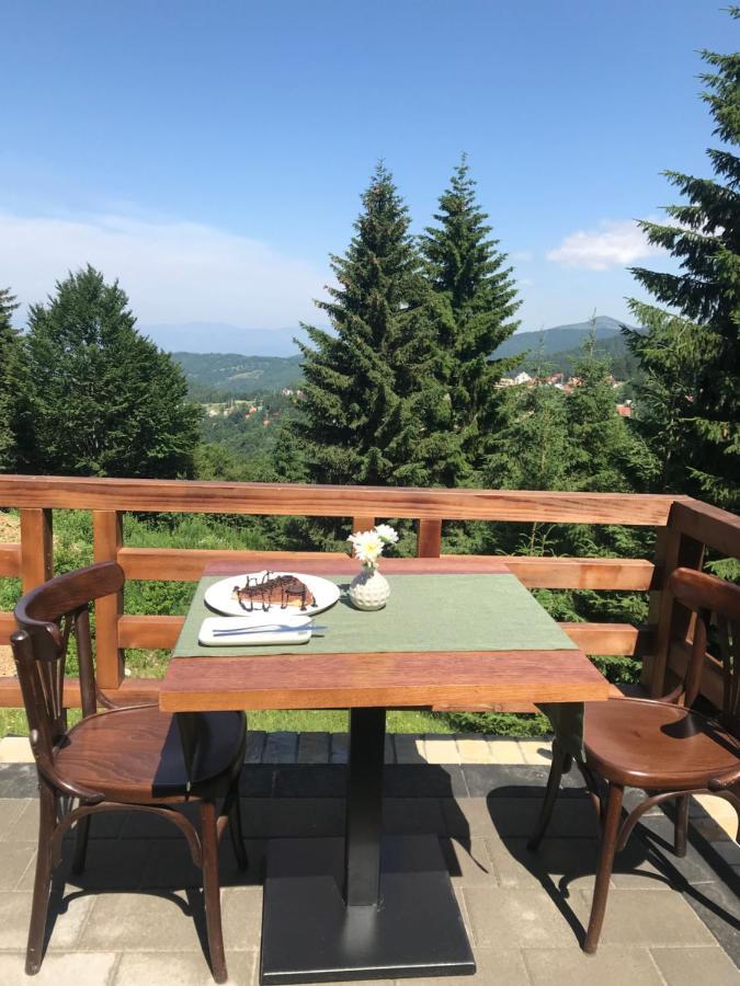 Vila Lucky Kop & Restoran Kopaonik Buitenkant foto