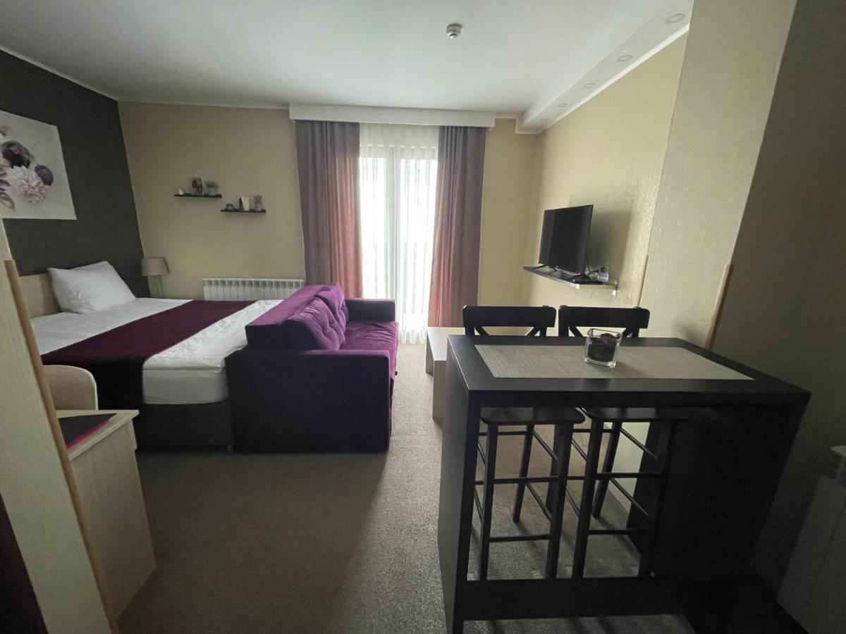 Vila Lucky Kop & Restoran Kopaonik Buitenkant foto