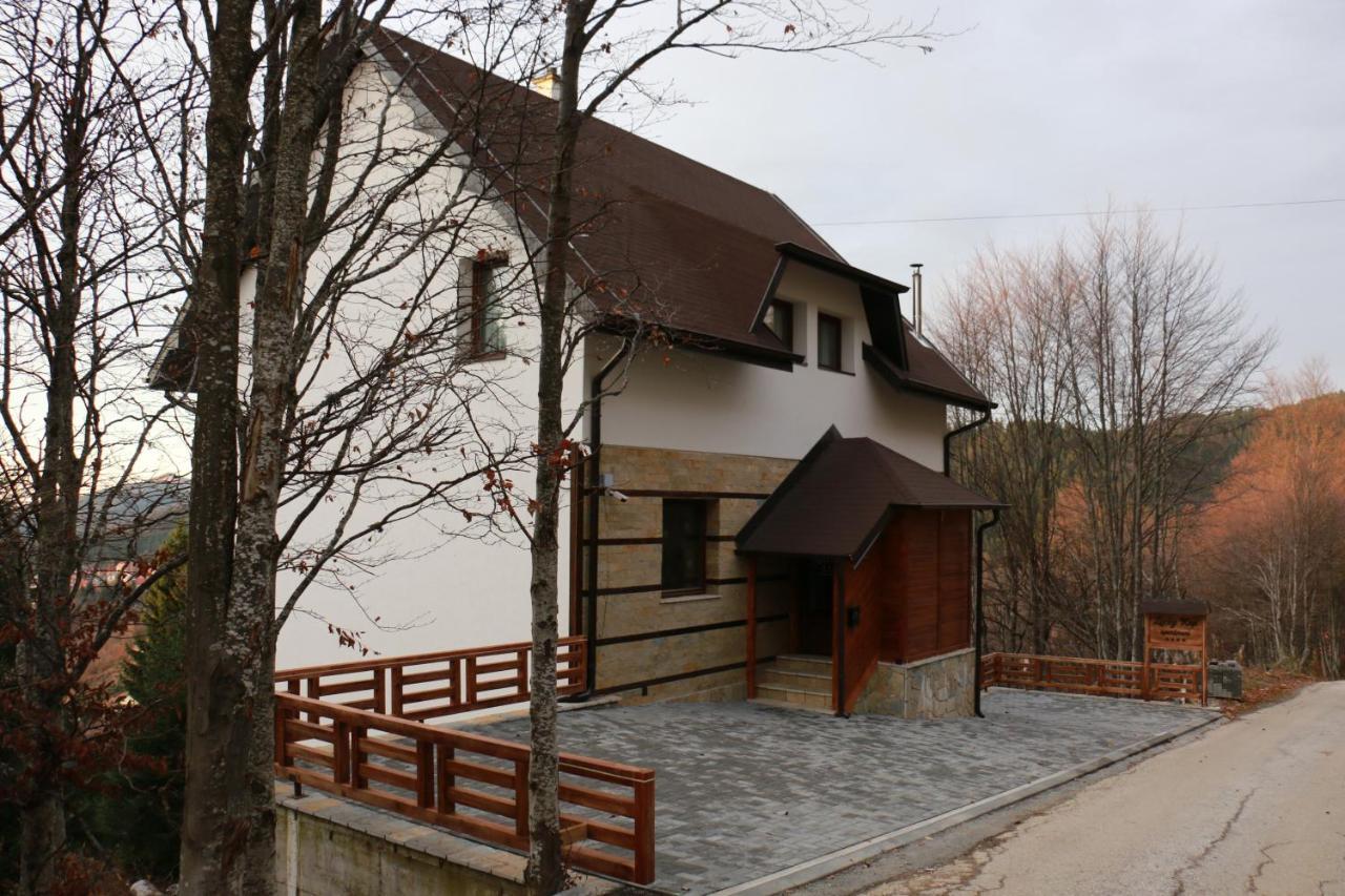 Vila Lucky Kop & Restoran Kopaonik Buitenkant foto