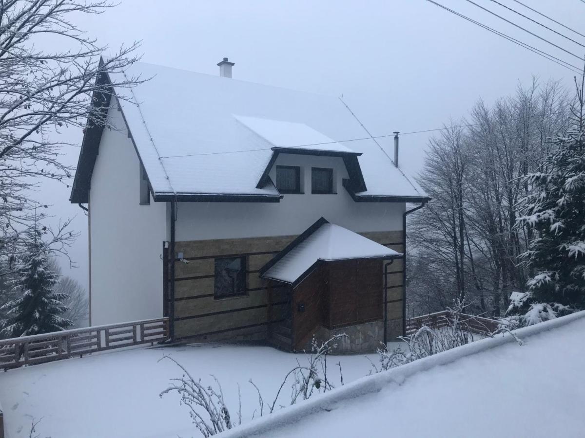 Vila Lucky Kop & Restoran Kopaonik Buitenkant foto